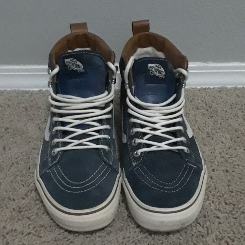 Vans - Picture 4 of 5